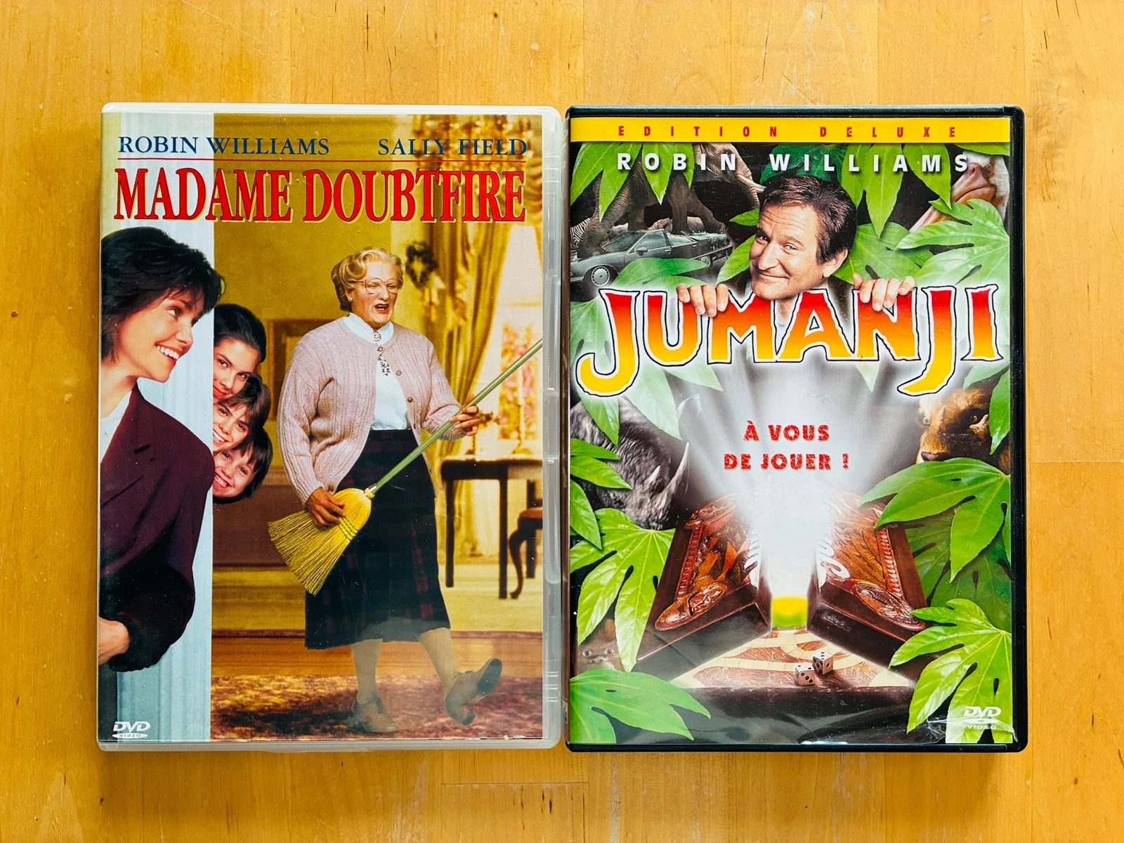 Lot 2 DVD comédies cultes 90´s Robin Williams: Mme Doubtfire et Jumanji.